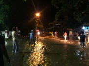 Banjir Jeneponto, Mobil Terserat Arus hingga Empat Warga Hilang