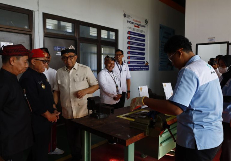 Gaji Bisa Sampai 21 Juta, Anak Muda Indonesia Didorong Kerja ke Luar Negeri
