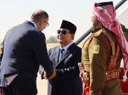 Tiba di Yordania, Prabowo Wakili Jokowi Hadiri KTT Tanggap Darurat Gaza