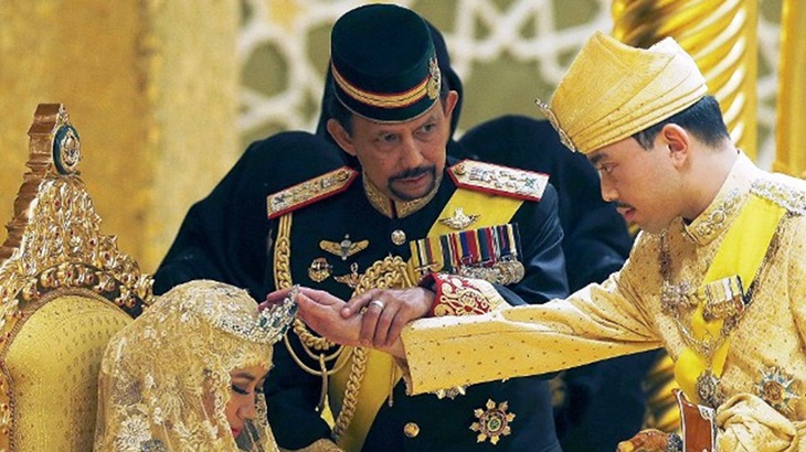 Raja Brunei Laporkan Salah Satu Akun Instagram ke Polisi. Ada Apa, Ya?