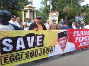 Massa  Ormas Islam Unjuk Rasa di Polresta Surakarta, Protes Penangkapan Eggi Sudjana