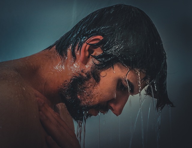 Seberapa Sering Seharusnya Kamu Perlu Mandi? Berikut Penjelasan Ahli Dermatologi