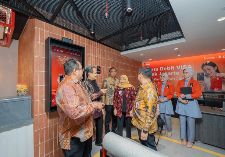 Bank Jakarta Luncurkan New Look Branch di Kebayoran Park, Rano Karno Beri Apresiasi