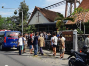 Gereja Lidwina Sleman Diserang, Seorang Polisi Kena Sabetan Pedang