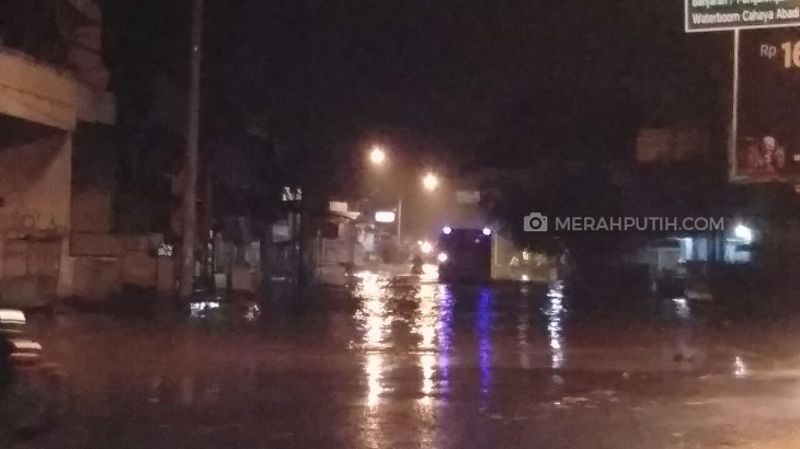 Banjir Bandang, Tujuh Sekolah di Dayeuhkolot Terendam  