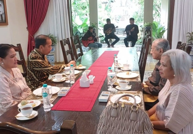 Bertemu Eks PM Malaysia, Iriana Jokowi Tanya Tips Bugar di Usia 100 Tahun