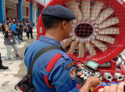  Operator Remote Control Dua Mobil Robot Damkar DKI Miliki Linsensi Internasional