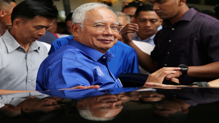 Jadi Terdakwa Korupsi, Eks PM Najib Razak Datang Sidang Naik Proton