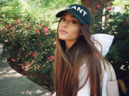 Status Twitter  Ariana Grande Jadi Bahan Candaan Wargenet, Kenapa?