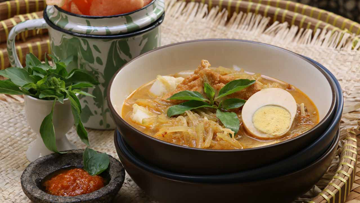 Sayung ketupat Betawi. (istyle.id)