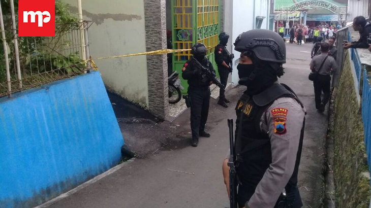 Tim Densus Geledah Rumah dan Ruko di Karanganyar dan Sukoharjo