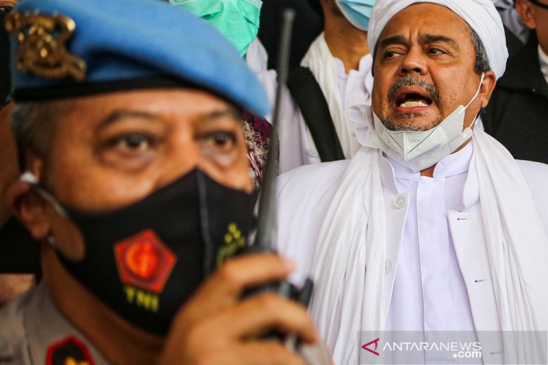 Brimob Jaga Ketat Sidang Perdana Praperadilan Rizieq di PN Jaksel