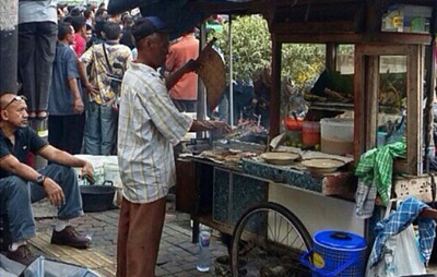 Tukang sate sarinah