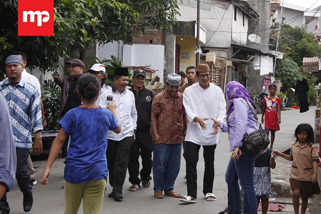 Sandiaga Pantau Harga Sembako di Pasar Cipete