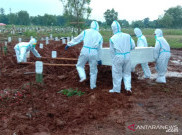 PPKM Darurat, Anies Sebut 300 Orang Meninggal Karena COVID-19 Dalam Sehari