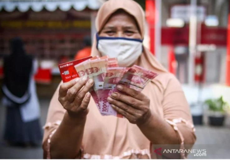 Jokowi Janjikan Bantuan Beras 10 Kilogram Sampai Akhir Tahun
