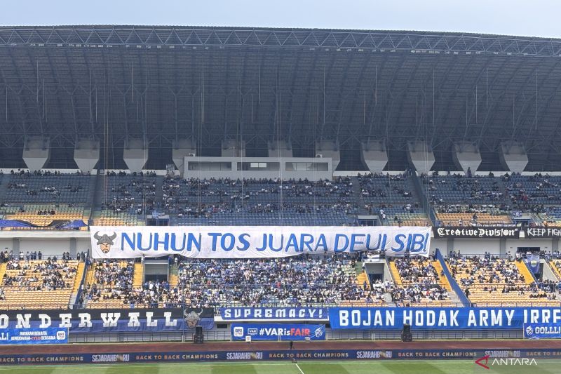 Koreografi Raksasa Rayakan Gelar Juara Persib di Laga Pamungkas, Kolaborasi Viking-Ilustrator Sultan