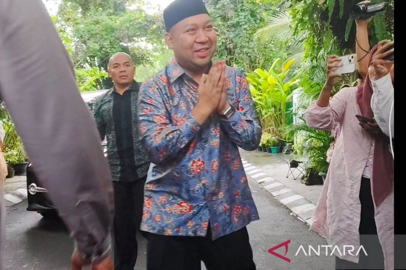 Sehabis Temui Megawati, Anak Prabowo Sowan ke Rumah Jokowi di Solo