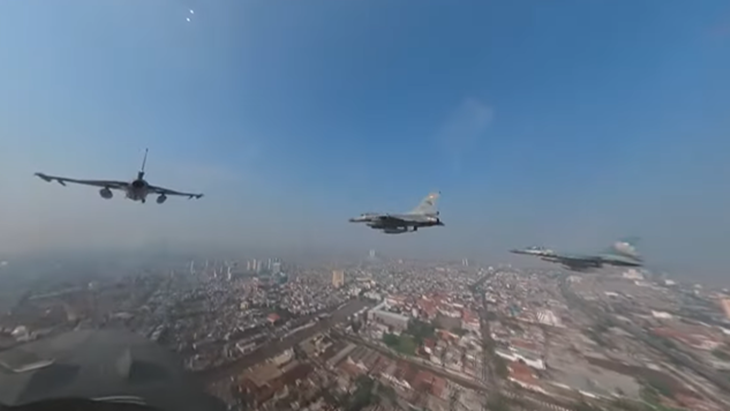 112 Alutsista Dipamerkan di Upacara HUT ke-76 TNI