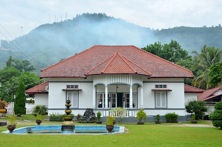 Bangunan VIP Hotel Ombilin yang masih mempertahankan kondisi bangunan khas kolonial. (Foto: whc.unesco.org)