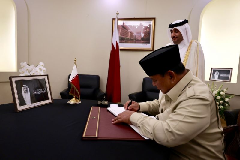 Datangi Kedutaan Besar, Presiden Prabowo Sampaikan Belasungkawa Wafatnya Ayah Emir Qatar
