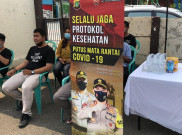 Tiba di Jakarta, Pemudik Jalani Tes Swab di Polsek Gambir