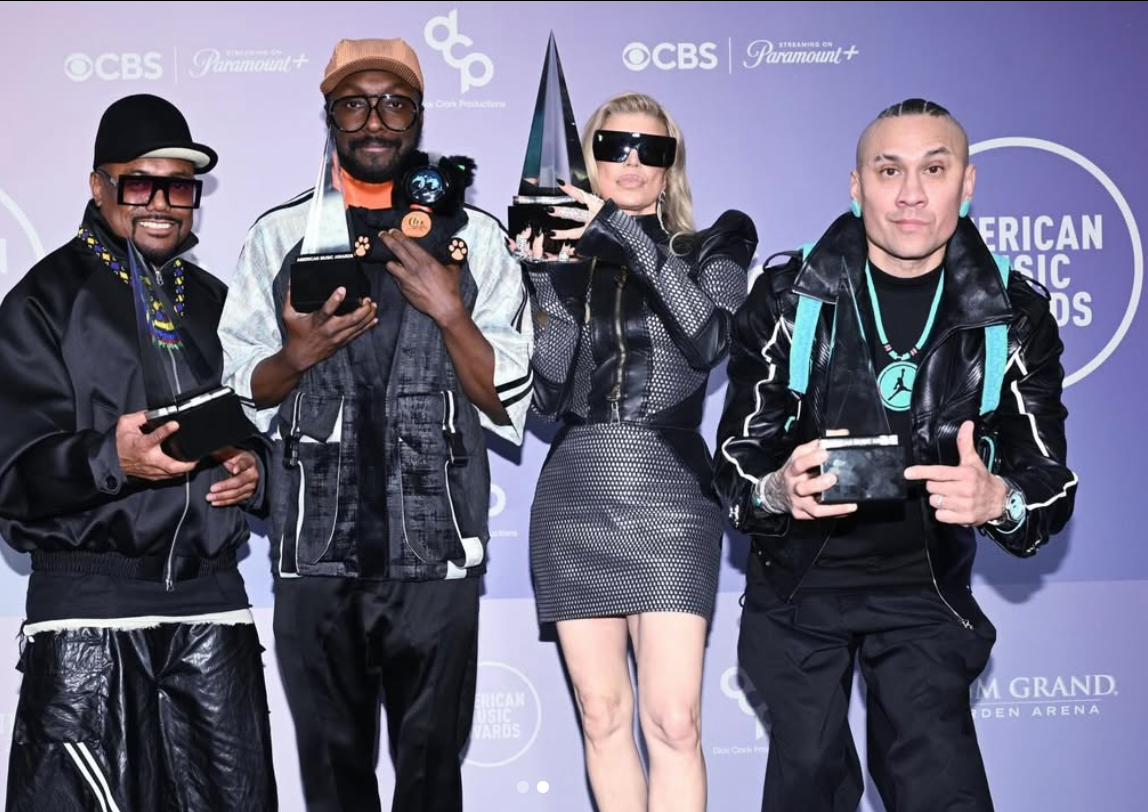 Daftar Lengkap Pemenang America Music Awards 2026,  Diramaikan Kejutan Reuni Black Eyed Peas