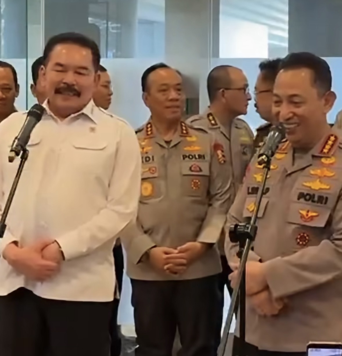 Kapolri Sowan ke Jaksa Agung, Pastikan tak Ada Masalah dan Perseteruan Antarinstitusi