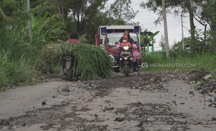 Saat Terjadi Erupsi, Warga Lereng Merapi Keluhkan Kerusakan Jalur Evakuasi