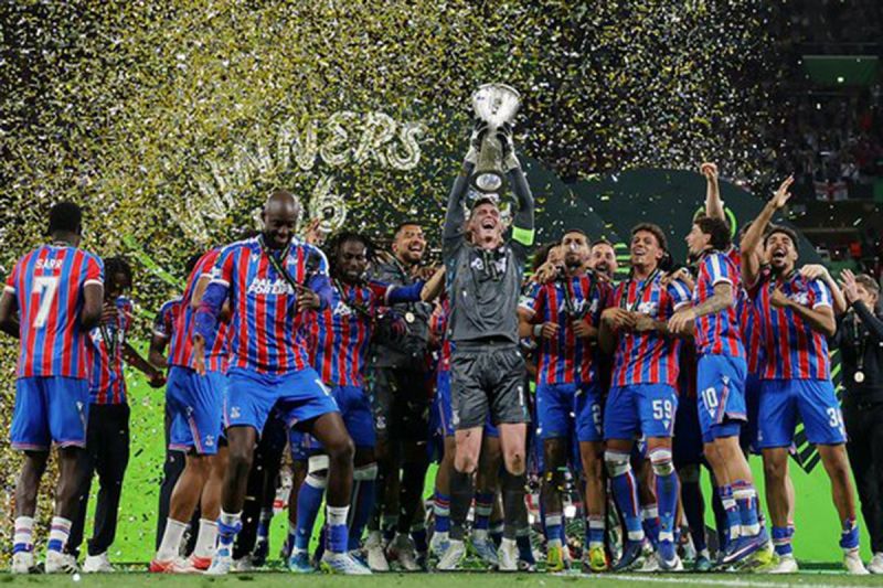 Palace Ukir Sejarah Angkat Trofi Eropa Pertama, Tekuk Rayo Vallecano 1-0 di Final Liga Conference
