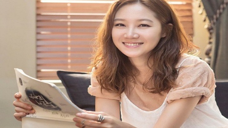 Gong Hyo-jin dan Kevin Oh Menikah di Amerika Serikat
