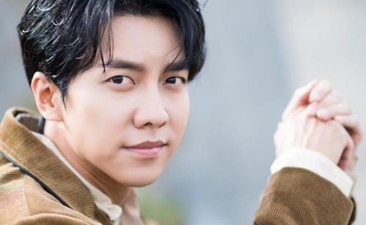 Lee Seung Gi mulai aktif di dunia hiburan sejak 2004 silam. (Foto: King Choice)