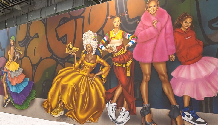 Mahakarya Street Art Sneakers di Sneakertopia
