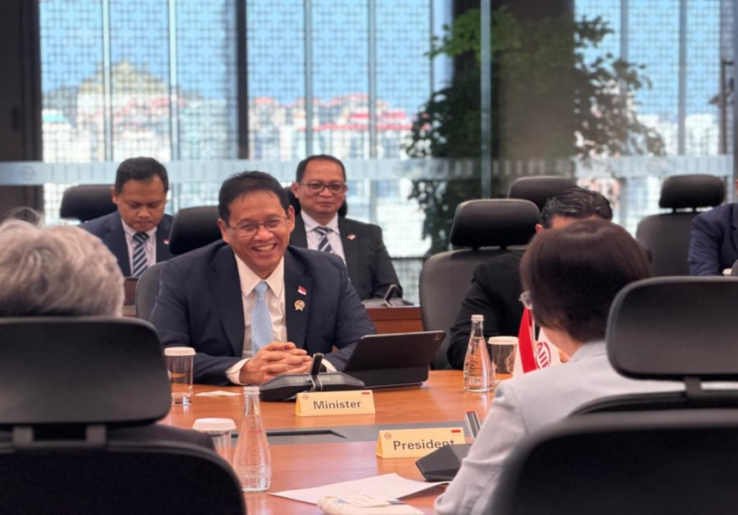 AIIB Kasih Utang Rp281 Triliun, Menkeu Purbaya Yudhi Sadewa Sebut Cuma Pinjaman Normal Bukan Jebakan Batmen