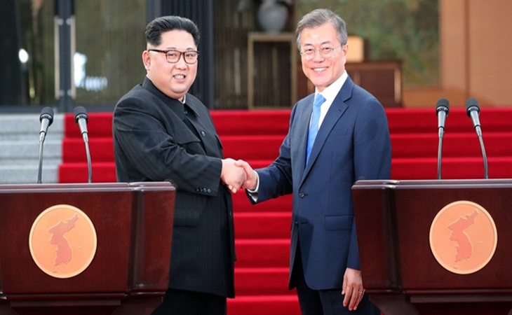 Kim Jong Un dan Moon Jae-in