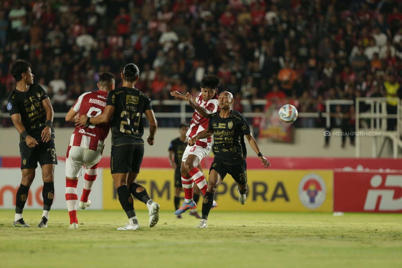 Kalah Telak 3-1 Atas Persis Solo, Pelatih Bali United Sayangkan Kecolongan Gol Bola Mati
