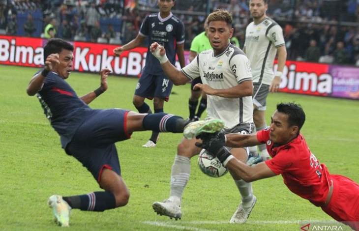 Liga 1 Kembali Bergulir 5 Desember 2022
