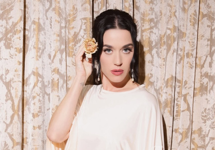 Katy Perry Tulis Lagu untuk Sang Mantan di Single 'bandaids', ini Lirik Lengkapnya