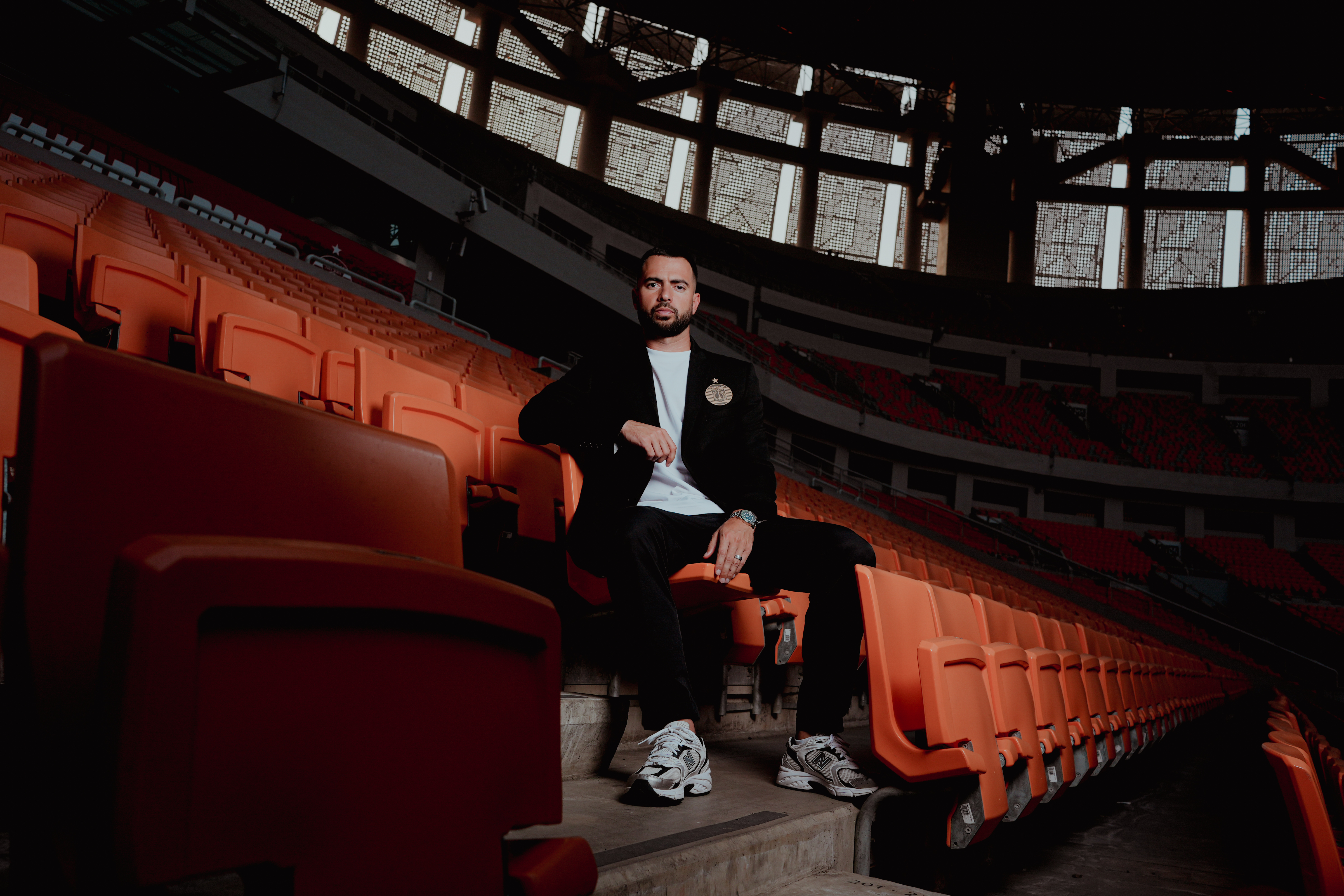 Jordi Amat Tak Sabar Debut di Laga Perdana Kontra Persita, Ungkap Kondisi Tim yang Bikin Merinding