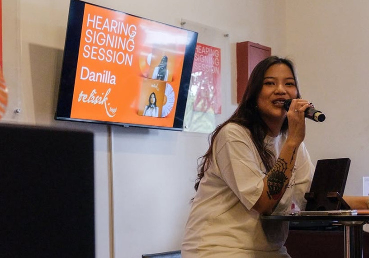 Menelisik 10 Tahun Perjalanan Album Danilla dengan Riilisan Fisik Piringan Hitam