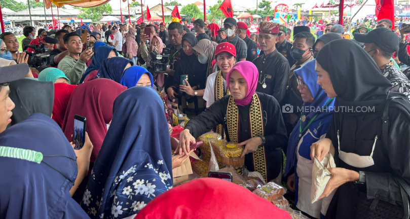 Siti Atikoh Pastikan Ganjar-Mahfud Siap Majukan UMKM