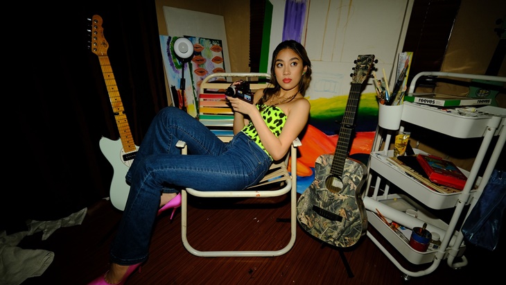 'I Beg', Single Terbaru Mezzaluna dengan Nuansa Film James Bond