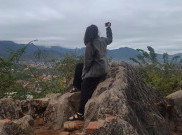Jalan-jalan ke Laos, Keindahan Gunung Phousi Bikin Pengunjung Tak Mau Pulang