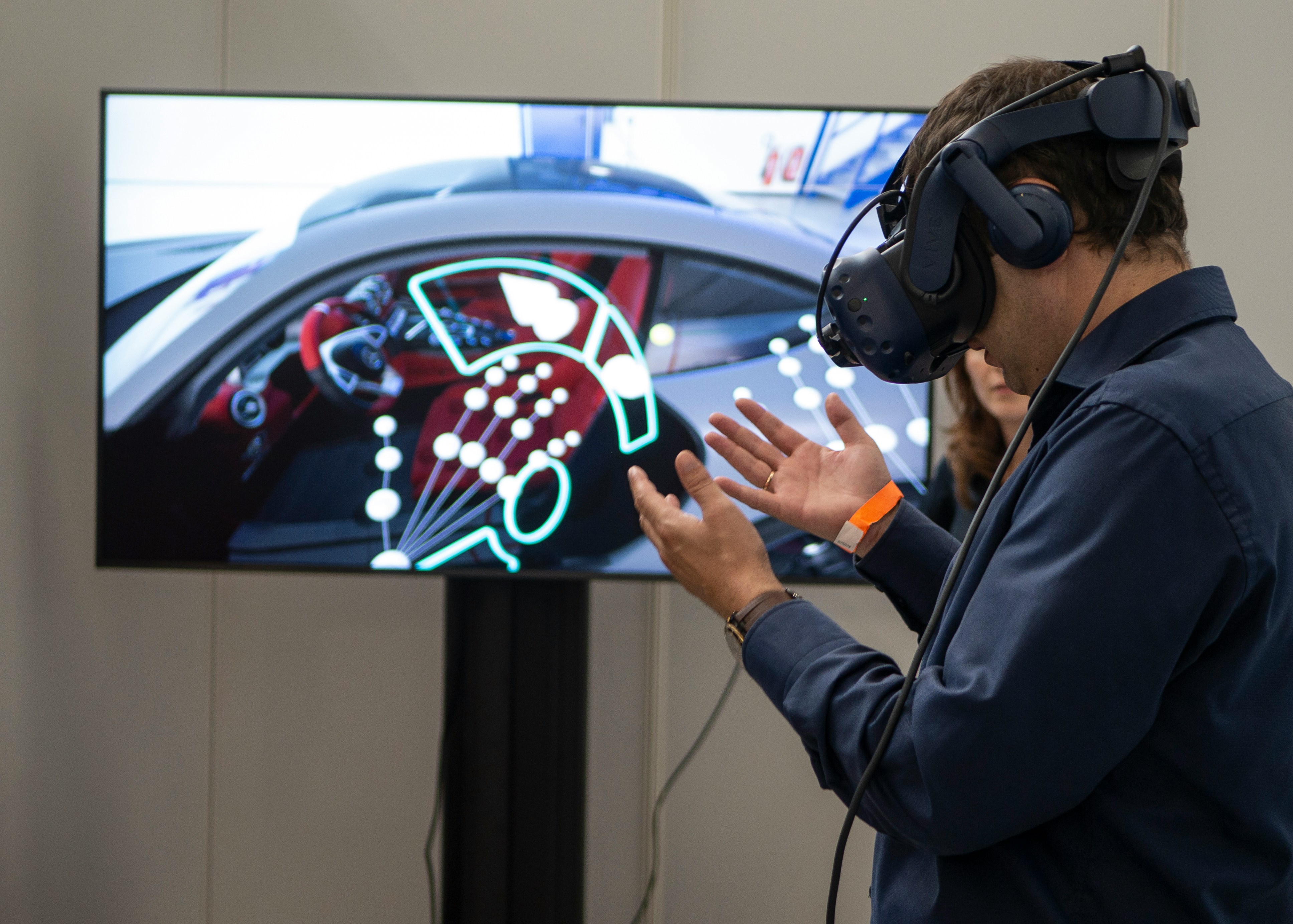 Sony Kembangkan VR Shoes, Belum Pasti Dijual atau Tidak