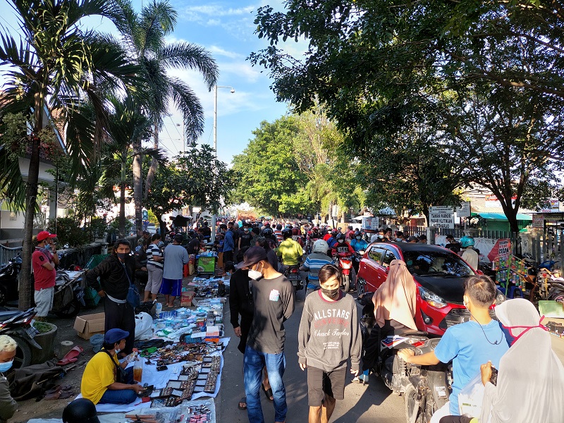 Polisi Usut Kerumunan dan Intimidasi Satpol PP Saat Tertibkan Pasar Klitikan Solo