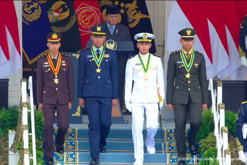 Profil 4 Penerima Adhi Makayasa Lulusan Terbaik Akpol-Akmil 2026: 2 Anak Kolonel, 3 Alumni SMA Tarnus