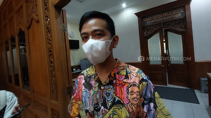 Gibran Tanggapi Santai Hasil Survei Pilgub Jateng
