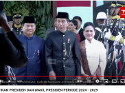 Jokowi Disambut Prabowo Saat Tiba di MPR