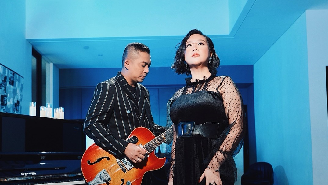 Gandeng Ade Govinda, Gloria Jessica Hadirkan Lagu Penuh Emosi 'Terbelah Jadi Dua'