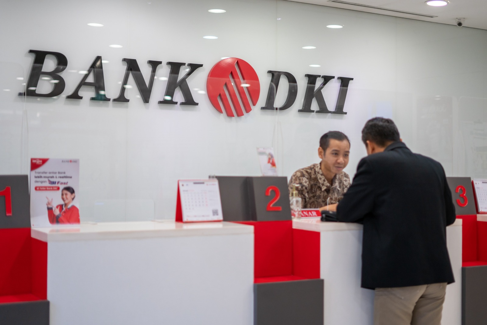 Minat Masyarakat Buat Menabung Turun, Dana Pihak Ketiga di Bank Hanya Tumbuh 4,55 Persen